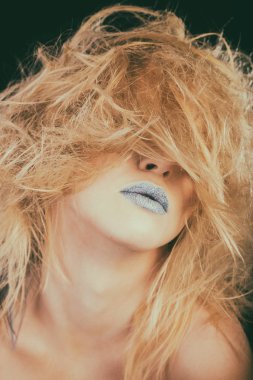 Zarif sarışın model fotoğraf