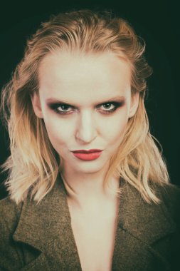 Zarif sarışın model fotoğraf