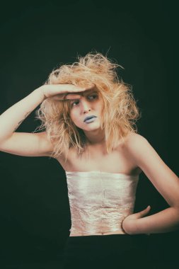 Zarif sarışın model fotoğraf