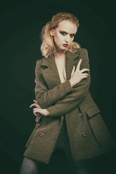 Elegante Blonde Modell Foto — Stockfoto
