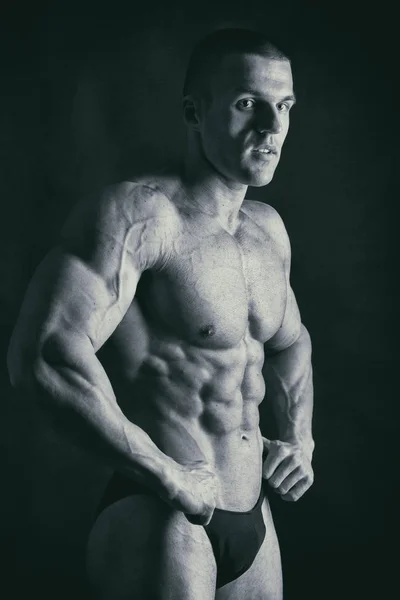 Muskulös Lättnad Bodybuilder Foto — Stockfoto