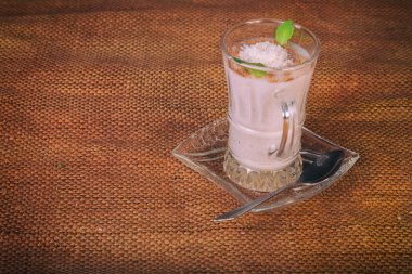 Sivas'tan arka planda kahve latte