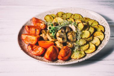 taze sulu sebze ızgara