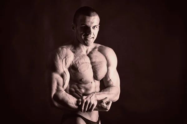 Foto Vackra Framgångsrik Bodybuilder — Stockfoto