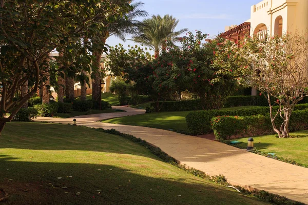 Güzel manzara tasarımı deniz tatil köyü