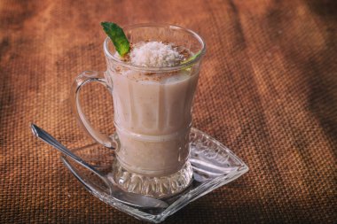 Sivas'tan arka planda kahve latte