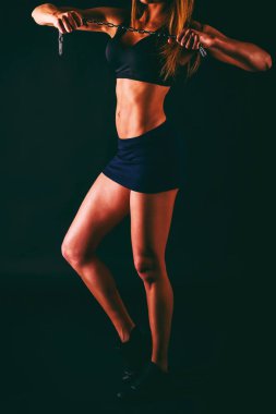 Uygun bir kadın gövde