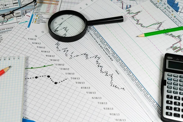 財務会計株式市場グラフ分析 — ストック写真