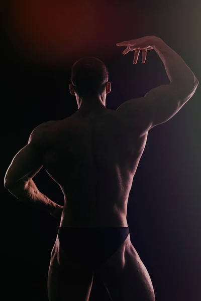 Muscular Homem Musculação Formação Ginásio Posando Músculo — Fotografia de Stock