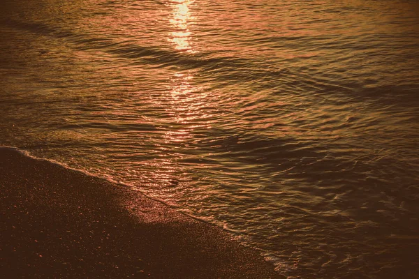 Herrlicher Sonnenaufgang Über Dem Meer — Stockfoto