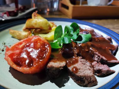 Tabakta dana filetosu