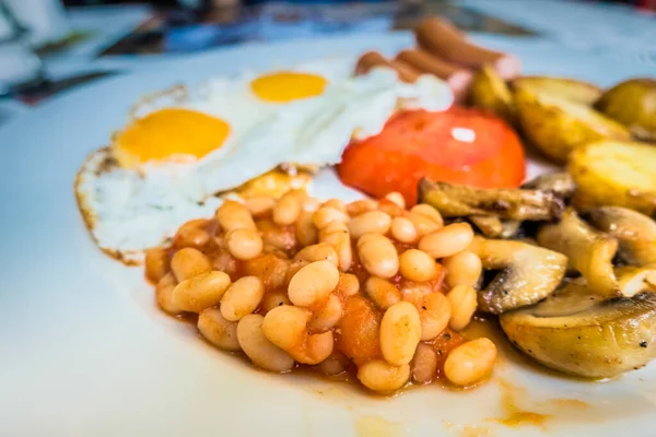 プレート上の英語の朝食 — ストック写真