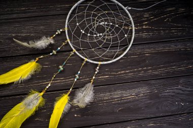 Tahta arka planda düş kapanı