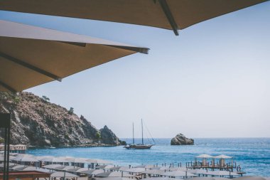 Denize bakan güzel teras