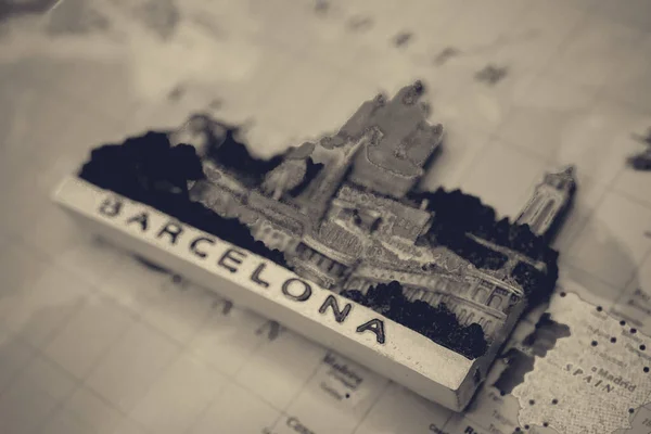 Souvenir Magnet Från Barcelona Resa Bakgrund — Stockfoto