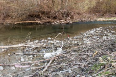 Dağların ve nehirlerin güzel doğası