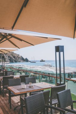 Denize bakan güzel teras