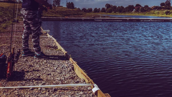 Fisherman Catch Rainbow Trout Lake — Stock Photo, Image