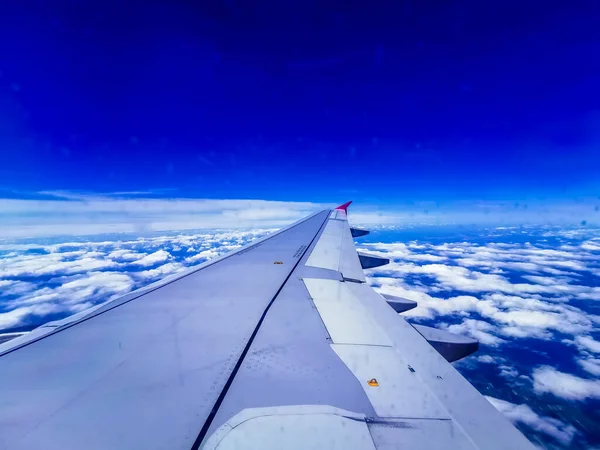 Vista Desde Ventana Del Avión Ala —  Fotos de Stock