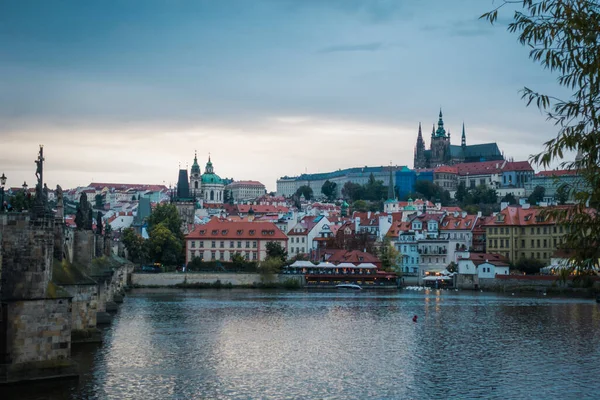 Praga Czechy Września Piękne Uliczki Architektura Jesiennej Pragi — Zdjęcie stockowe