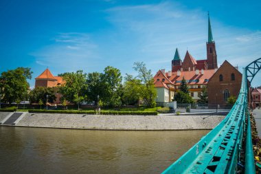 Wrocaw, Polonya - 15 Haziran 2019. Wroclaw 'ın güzel kiliseleri. 
