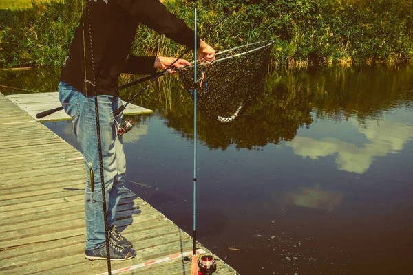 Pesca Alla Trota Sul Lago — Foto Stock