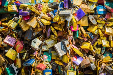 Wroclaw şehrinin caddeleri ve evleri. Şehir manzarası