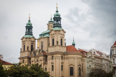 Güz Prag 'ın güzel sokakları ve mimarisi