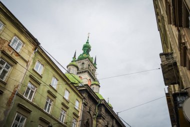Muhteşem kış Lviv mimarisi ve sokakları