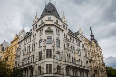 Güz Prag 'ın güzel sokakları ve mimarisi