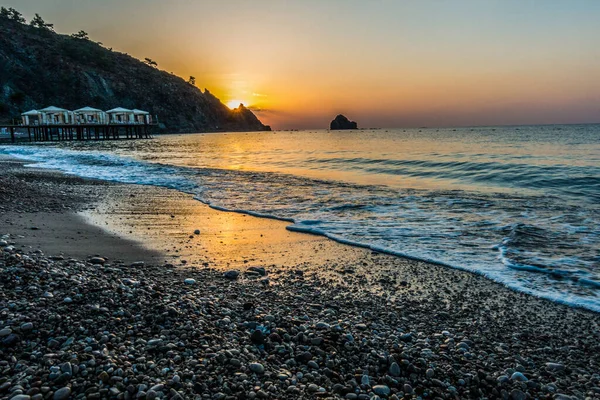 Herrlicher Sonnenaufgang Über Dem Meer — Stockfoto