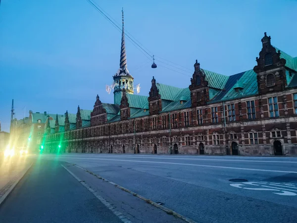 丹麦哥本哈根 2019年7月29日 哥本哈根夏季美丽的建筑旅游背景 — 图库照片