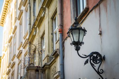 Muhteşem kış Lviv mimarisi ve sokakları