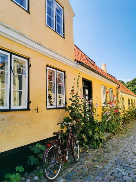 Danimarka Nın Güzel Deniz Köyü — Stok fotoğraf