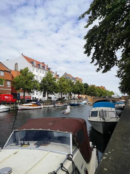Copenhagen Denmark July 2019 Famous Christianshavn Colorful Buildings Boats Copenhagen — Stockfoto