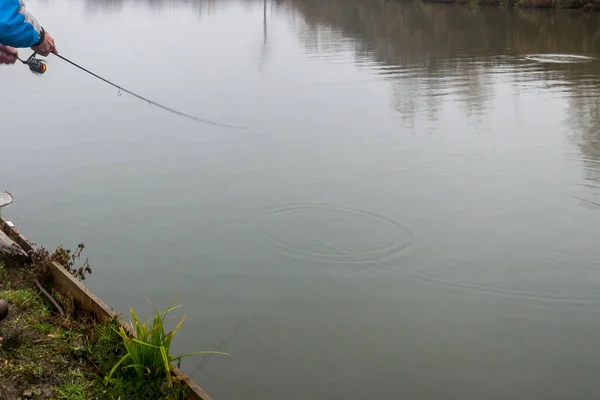 Pesca Pesca Sul Lago — Foto Stock