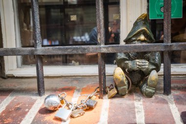 Wroclaw şehrinin caddeleri ve evleri. Şehir manzarası