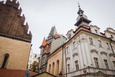 Güz Prag 'ın güzel sokakları ve mimarisi