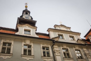 Güz Prag 'ın güzel sokakları ve mimarisi