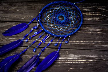 Tahta arka planda düş kapanı