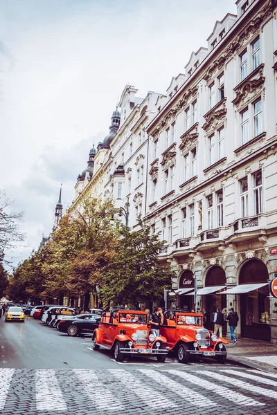 Ruas Bonitas Arquitetura Outono Praga — Fotografia de Stock