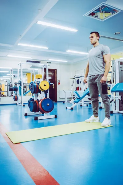 Man Goes Sports Gym — Stock Photo, Image