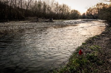 Dağların ve nehirlerin güzel doğası