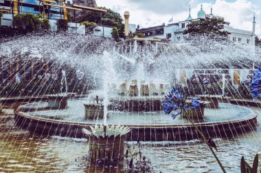 Kopenhag 'daki güzel park ve bahçe. Çekim