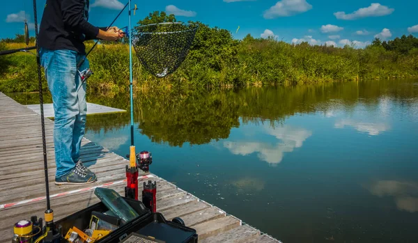 湖でのマス釣り旅行の背景 — ストック写真