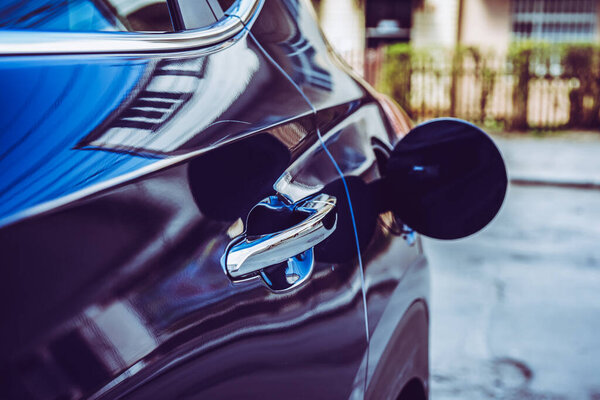 Внешний вид заднего плана легкового автомобиля
