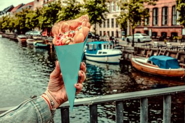 Kopenhag 'ın arka planında dondurma waffle' ı