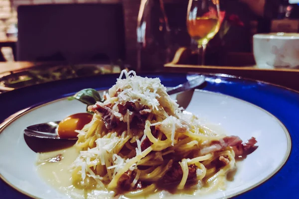 Pasta Carbonara Een Plaat — Stockfoto