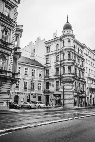 Όμορφοι Δρόμοι Και Την Αρχιτεκτονική Του Φθινοπώρου Πράγα — Φωτογραφία Αρχείου