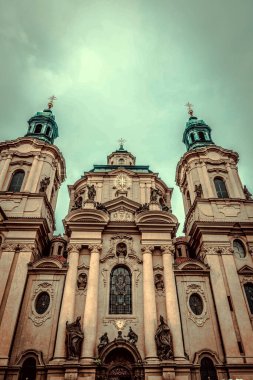 Güz Prag 'ın güzel sokakları ve mimarisi